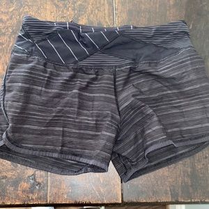 Lululemon print shorts